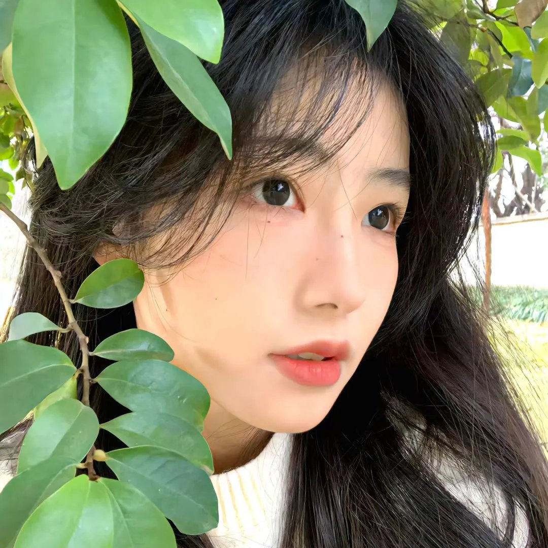 红衣少女
